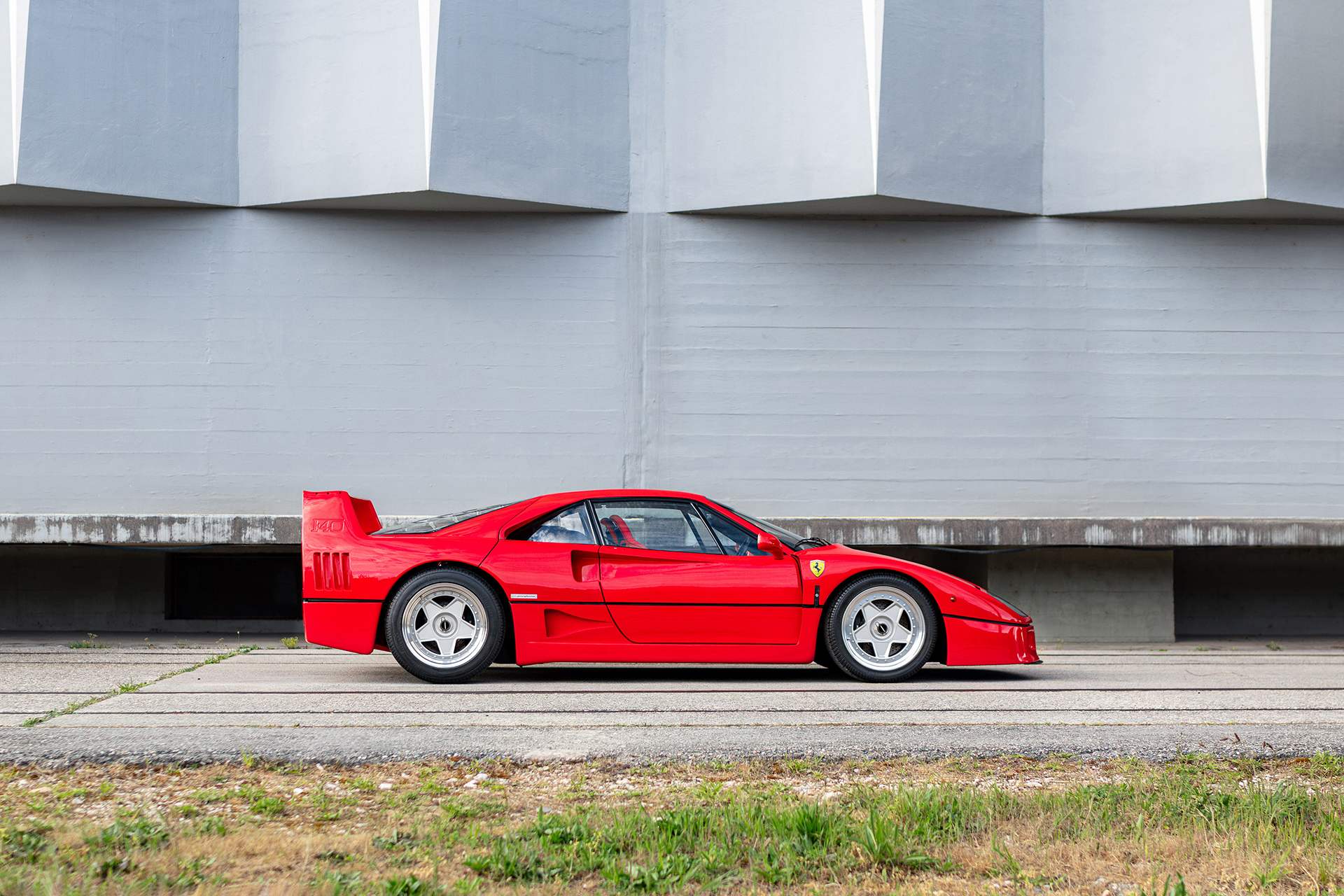 Ferrari_F40_ZFFGJ34B000090278_
